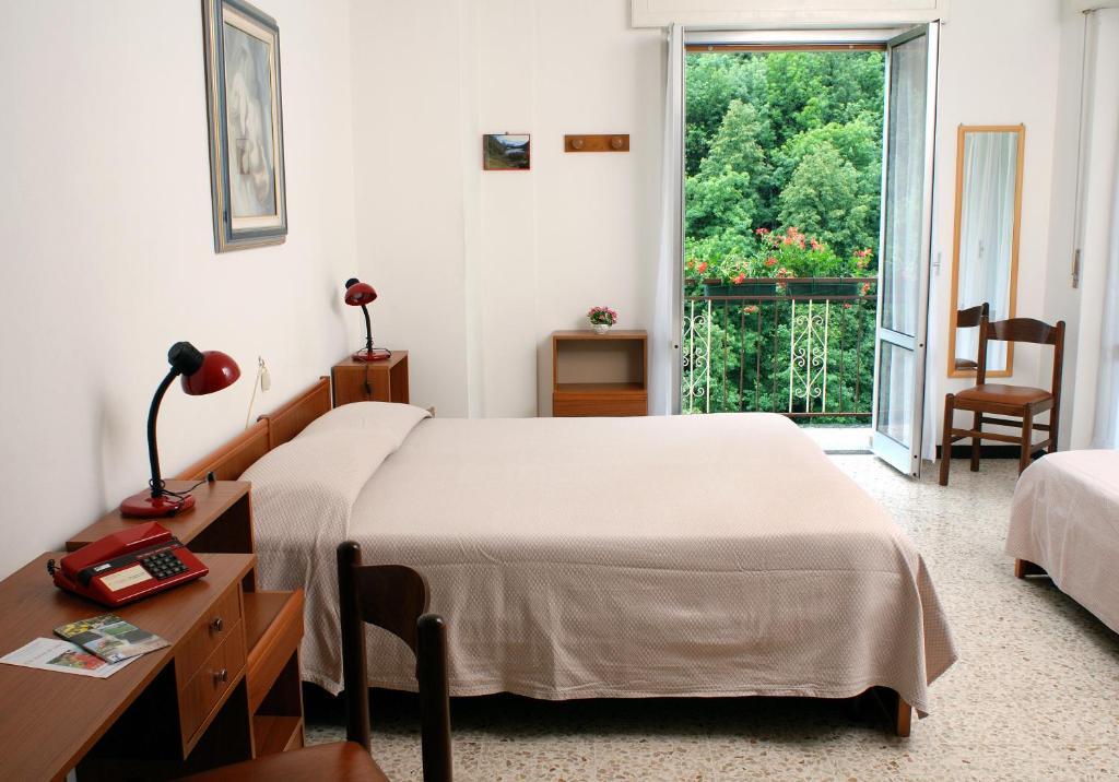 Albergo Ristorante Regina Bognanco Ruang foto